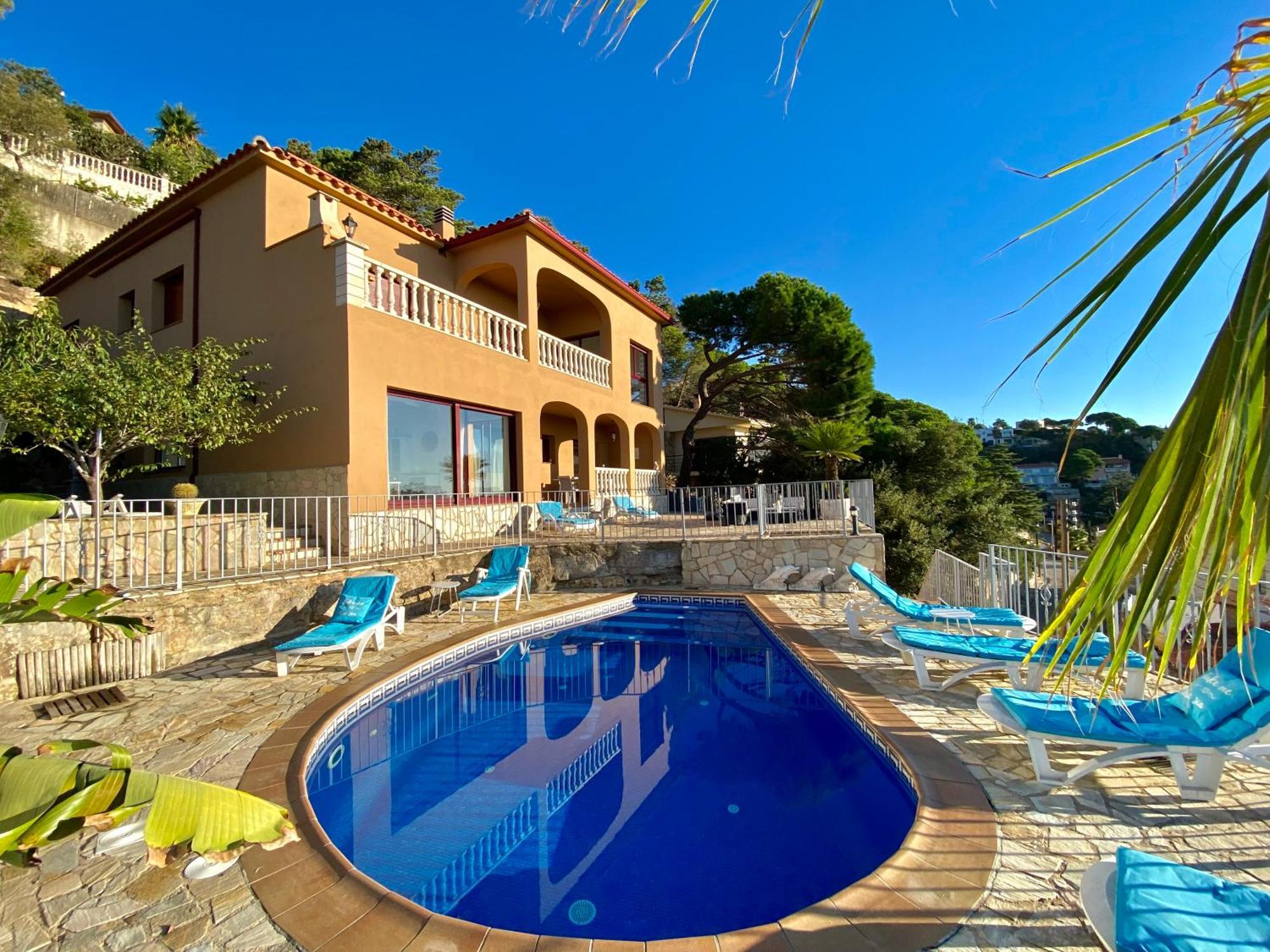 Violetas - Magnificent Sea View, 8 Pers And Baby Cot Available, Quiet Area Villa