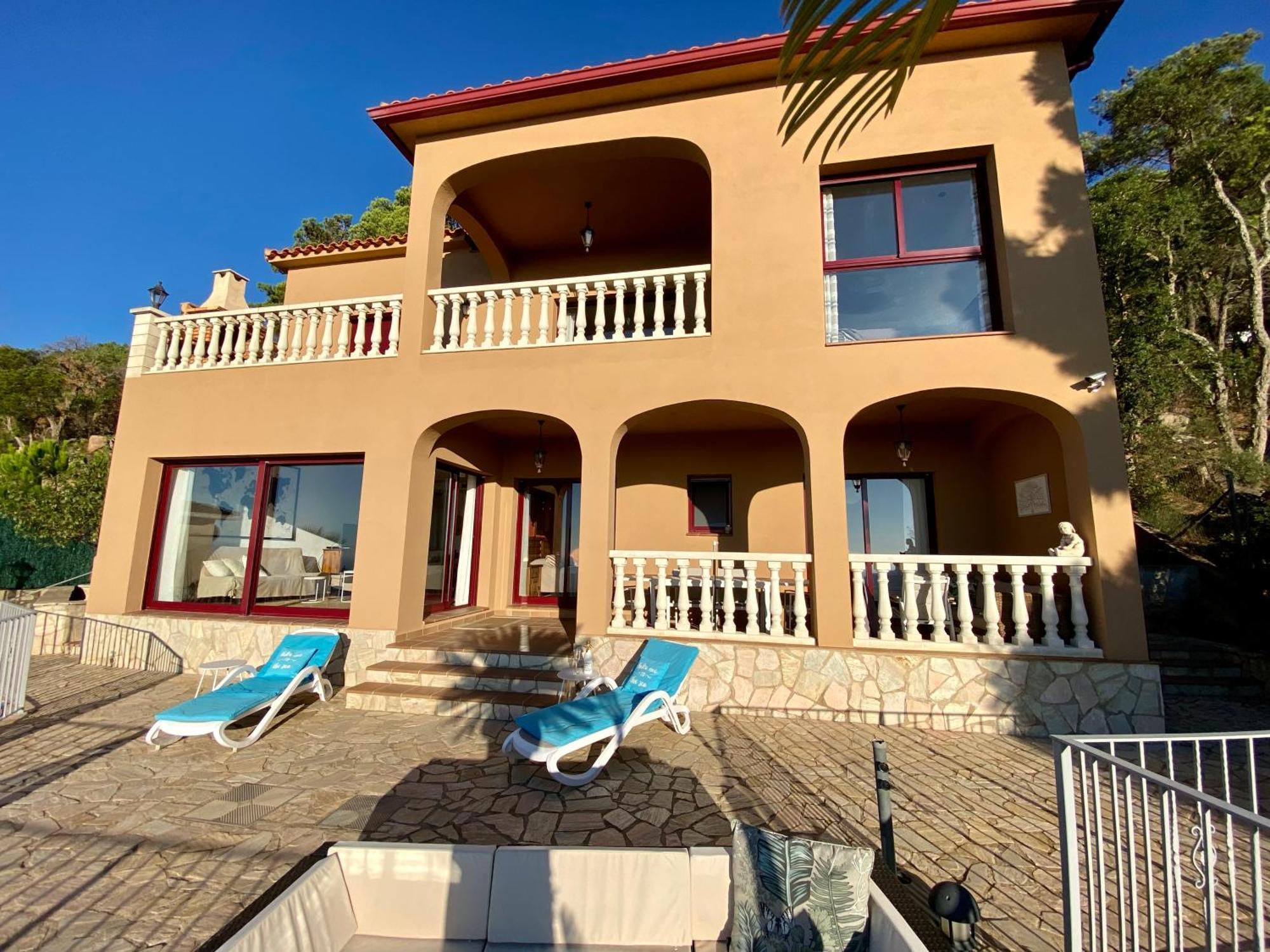 Violetas - Magnificent Sea View, 8 Pers And Baby Cot Available, Quiet Area