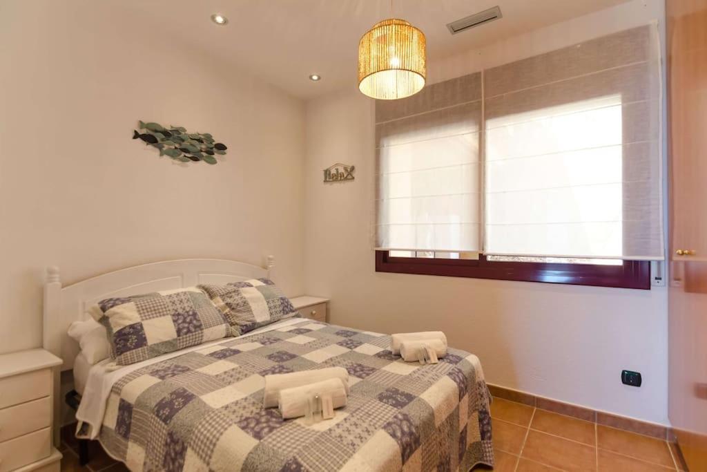 Violetas - Magnificent Sea View, 8 Pers And Baby Cot Available, Quiet Area Villa Lloret de Mar