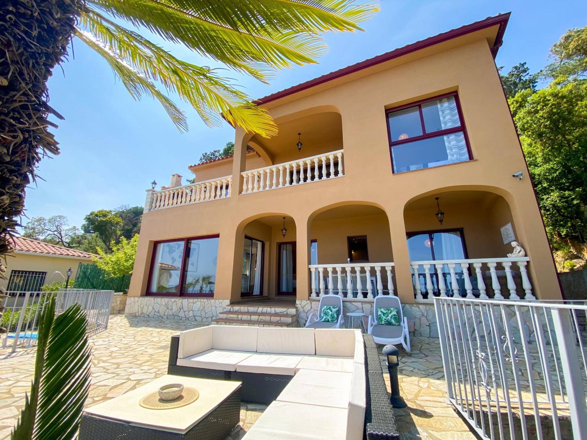Violetas - Magnificent Sea View, 8 Pers And Baby Cot Available, Quiet Area Villa